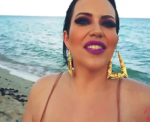 Miami Beach Whore Screws Thick dark-hued prick On Beach 9 Min With Mandi May