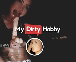 Ginabae Plays In Front Of The Camera Letting Her Fans Know How Well She Can Deep-throat - MyDirtyHobby